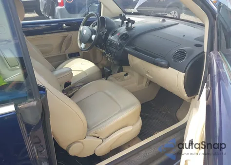 2006 Volkswagen New Beetle 2.5 из США, поврежденный, VIN 3VWPF31Y56M323501